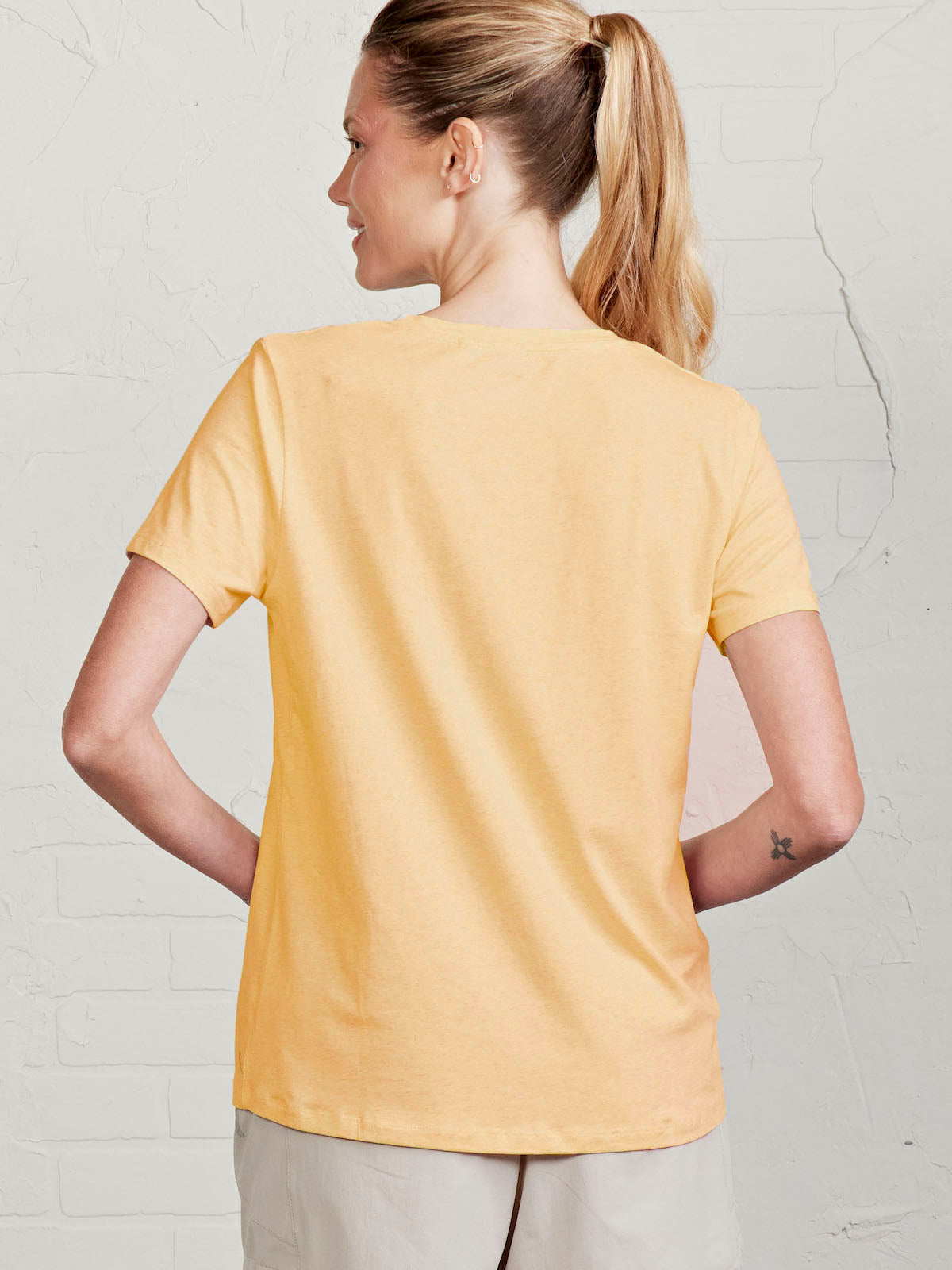 tasc Performance All Day V-Neck T-Shirt - Sun Heather