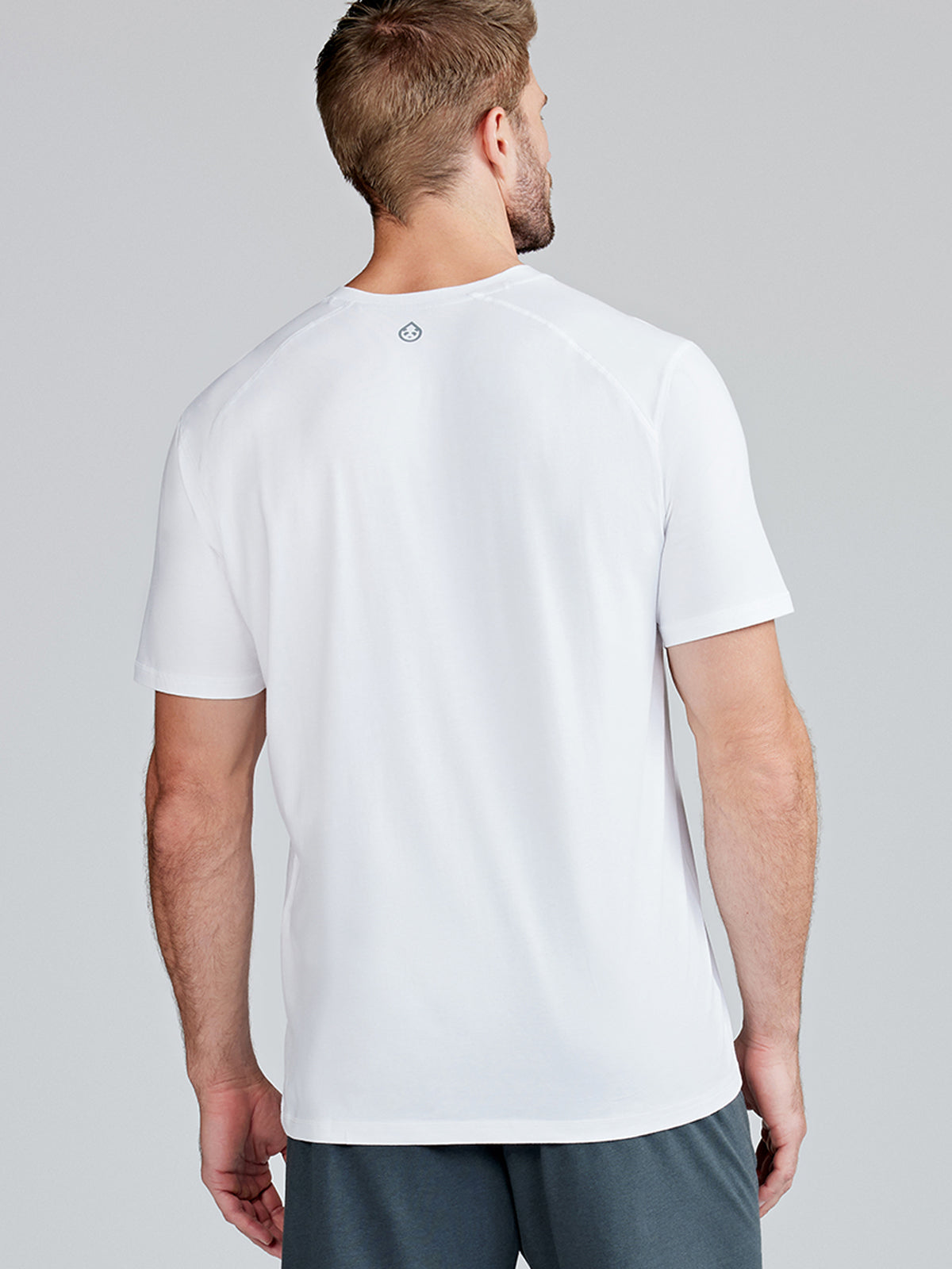 tasc Performance Carrollton Fitness V-Neck T-Shirt - Classic Navy Heather