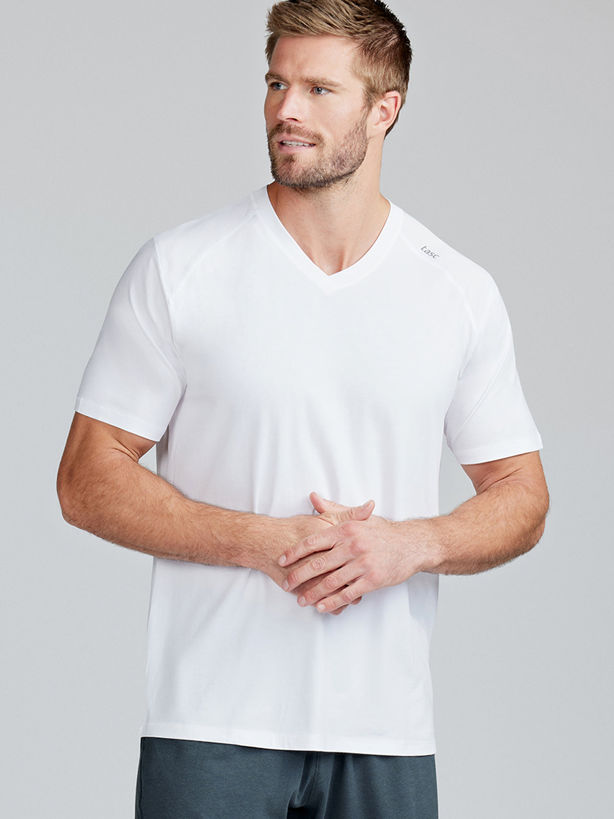 tasc Performance Carrollton Fitness V-Neck T-Shirt - Classic Navy Heather