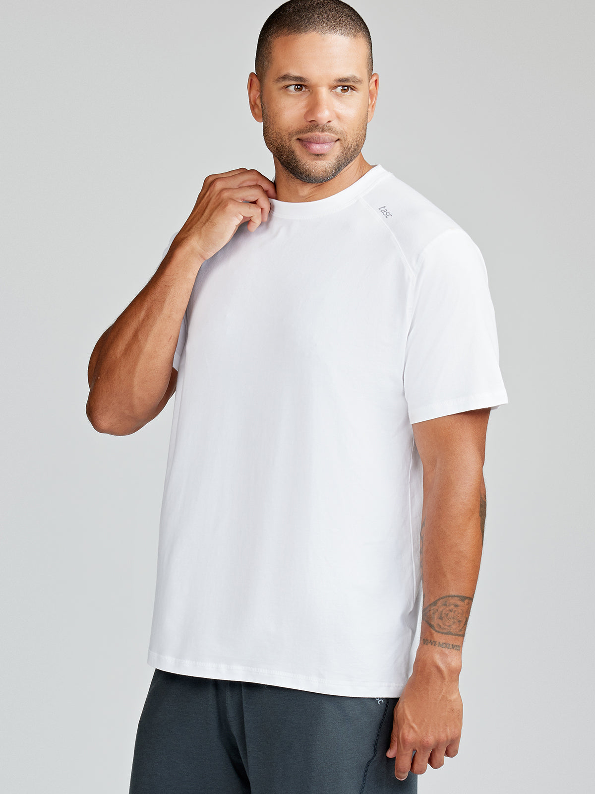 tasc Performance Carrollton Fitness T-Shirt - Classic Navy