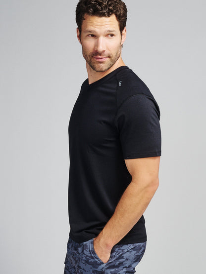 tasc Performance Carrollton Fitness V-Neck T-Shirt - Classic Navy Heather