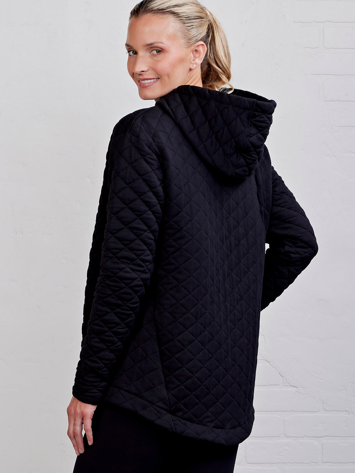 tasc Performance Unstoppable Soft Quilt Hooded Tunic